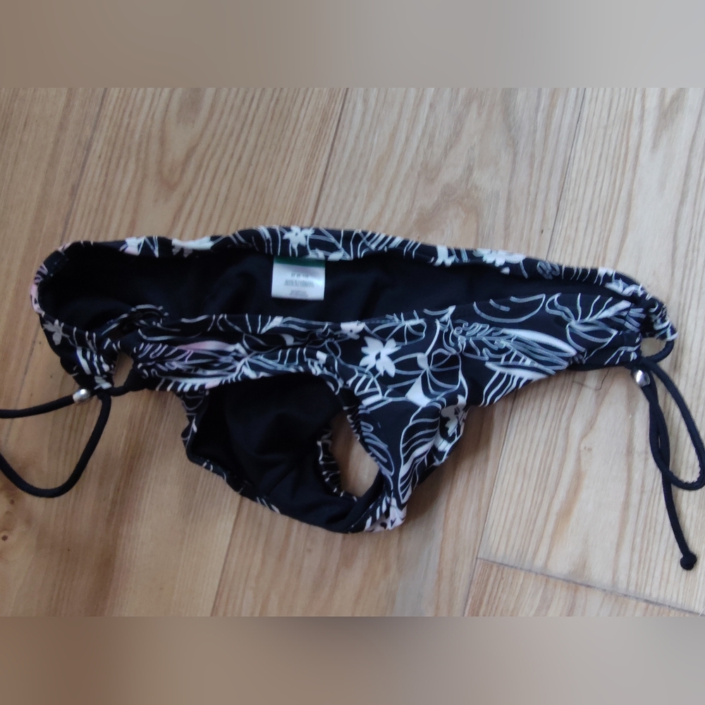 Bikini bottom Summer Sale 🌼